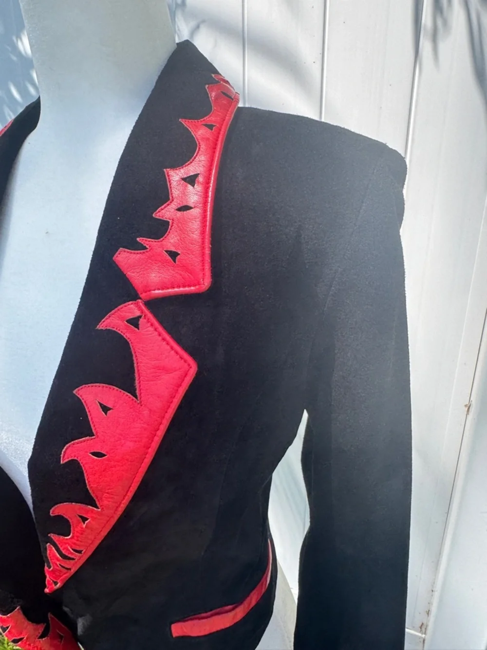 Michael Hoban Black Velvet Blazer with Red Trim - Picture 4 of 10